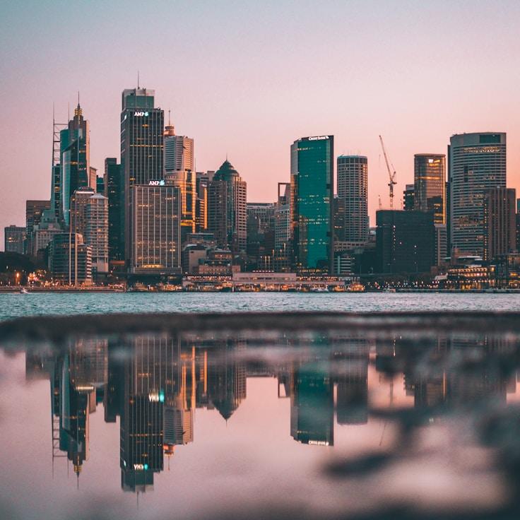 Parents evaluating schools in Italy